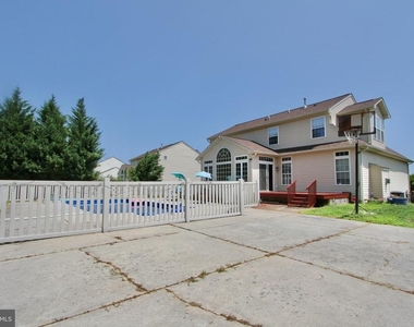 96 Southall Court - Photo Thumbnail 23