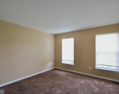 96 Southall Court - Photo Thumbnail 13