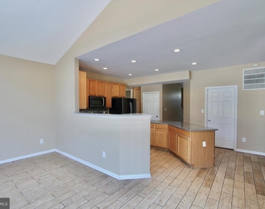 96 Southall Court - Photo Thumbnail 3