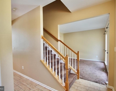 96 Southall Court - Photo Thumbnail 8
