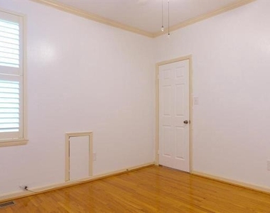 1209 E Street Ne - Photo Thumbnail 23