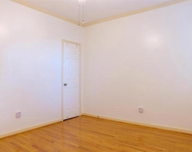 1209 E Street Ne - Photo Thumbnail 22