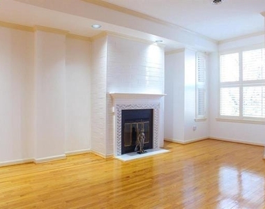 1209 E Street Ne - Photo Thumbnail 6