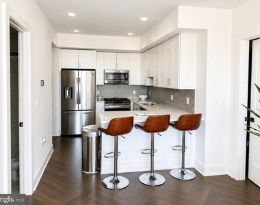 1001 Bryant Street Ne - Photo Thumbnail 1