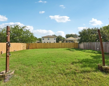 12712 Ring Dr - Photo Thumbnail 28
