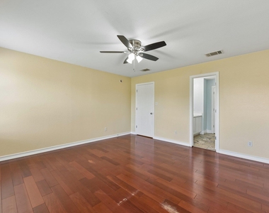 12712 Ring Dr - Photo Thumbnail 26