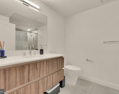 37 L Street Se - Photo Thumbnail 13