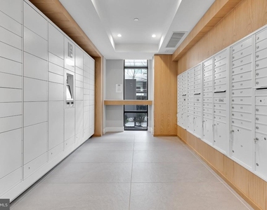 37 L Street Se - Photo Thumbnail 2