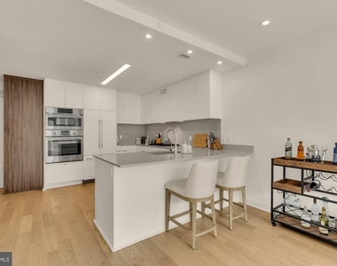 37 L Street Se - Photo Thumbnail 25