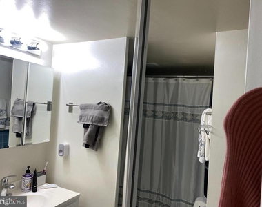 922 24th Street Nw - Photo Thumbnail 23