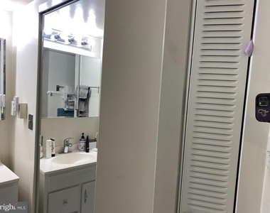 922 24th Street Nw - Photo Thumbnail 11