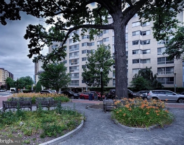 922 24th Street Nw - Photo Thumbnail 24