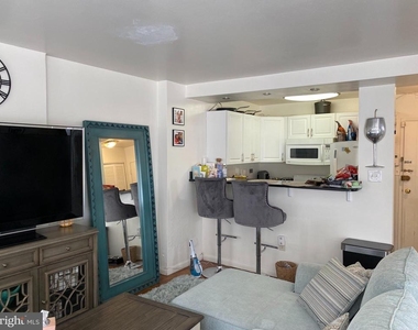 922 24th Street Nw - Photo Thumbnail 21