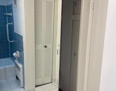 922 24th Street Nw - Photo Thumbnail 38