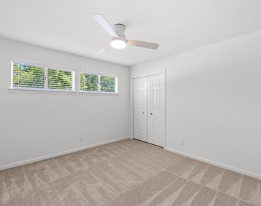 6603 Whitemarsh Valley Walk - Photo Thumbnail 21