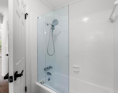 6603 Whitemarsh Valley Walk - Photo Thumbnail 15