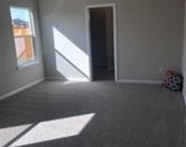 2941 Bridekirk Dr - Photo Thumbnail 6