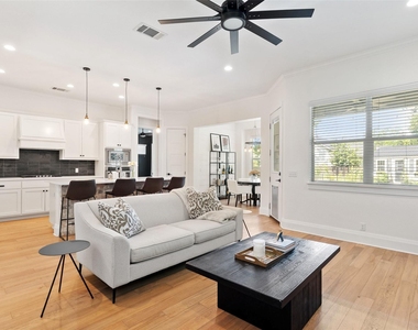 1410 Hart St - Photo Thumbnail 17