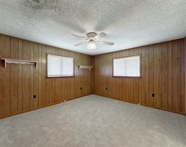 150 Rosa Lee Ln - Photo Thumbnail 7