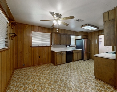 150 Rosa Lee Ln - Photo Thumbnail 5