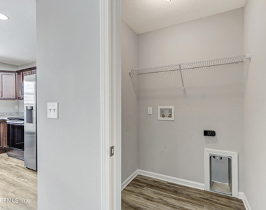 11278 Margarets Landing Place - Photo Thumbnail 27