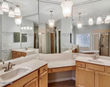 202 Casa Sevilla Avenue - Photo Thumbnail 16