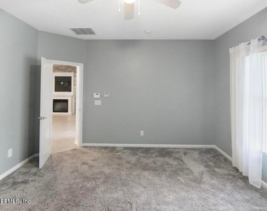 202 Casa Sevilla Avenue - Photo Thumbnail 12