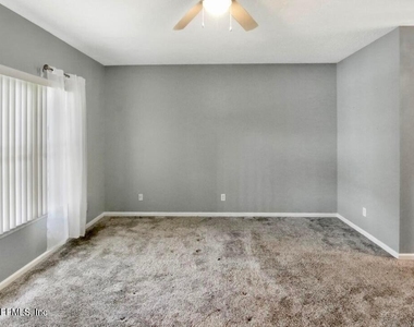202 Casa Sevilla Avenue - Photo Thumbnail 11