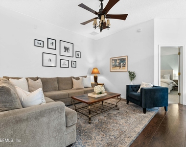 1442 Laurel Oak Drive - Photo Thumbnail 2