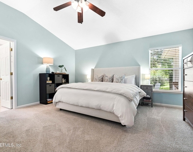 1442 Laurel Oak Drive - Photo Thumbnail 6