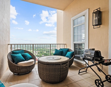 400 E Bay Street - Photo Thumbnail 19