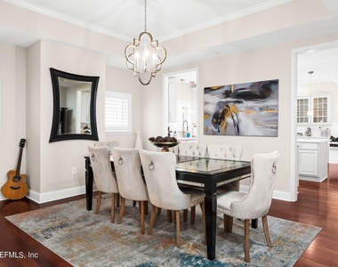 400 E Bay Street - Photo Thumbnail 25