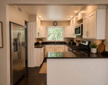 739 S Cook Street - Photo Thumbnail 4