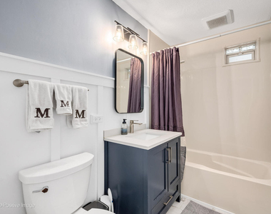 4224 Main Street - Photo Thumbnail 9