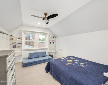 4224 Main Street - Photo Thumbnail 10
