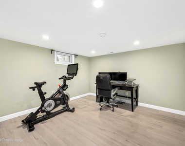 4224 Main Street - Photo Thumbnail 12