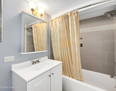4224 Main Street - Photo Thumbnail 13