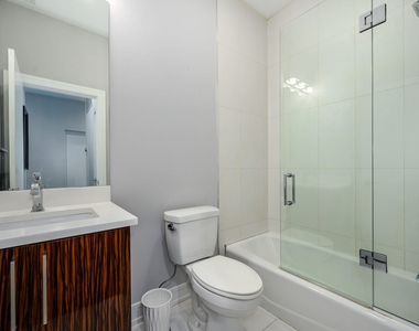1446 W Cortez Avenue - Photo Thumbnail 17