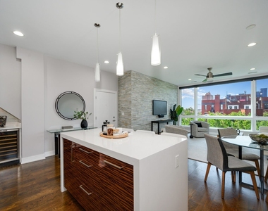 1446 W Cortez Avenue - Photo Thumbnail 9