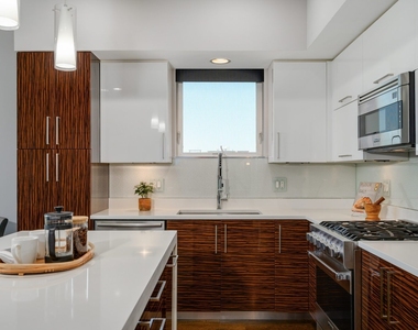 1446 W Cortez Avenue - Photo Thumbnail 7