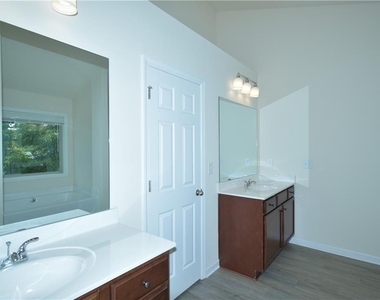 3094 Tofte Drive - Photo Thumbnail 20