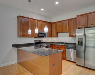 1329 W Loyola Avenue - Photo Thumbnail 3