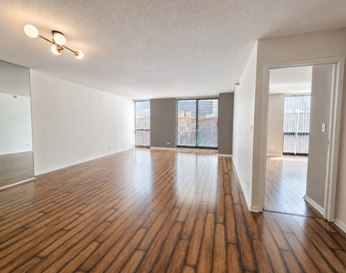 70 W Huron Street - Photo Thumbnail 5