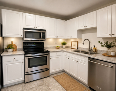 70 W Huron Street - Photo Thumbnail 6