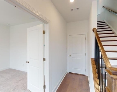 141 Basil Street - Photo Thumbnail 31