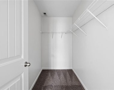 565 Dasheill Lane - Photo Thumbnail 24