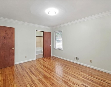 2798 Dearwood Drive Sw - Photo Thumbnail 11