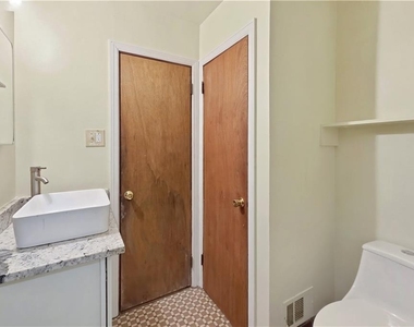 2798 Dearwood Drive Sw - Photo Thumbnail 12