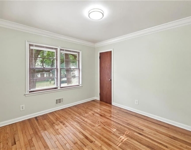 2798 Dearwood Drive Sw - Photo Thumbnail 9