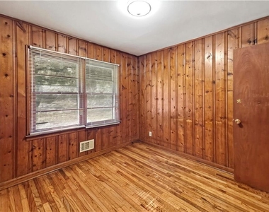 2798 Dearwood Drive Sw - Photo Thumbnail 7